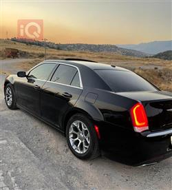 کرایسلەر 300